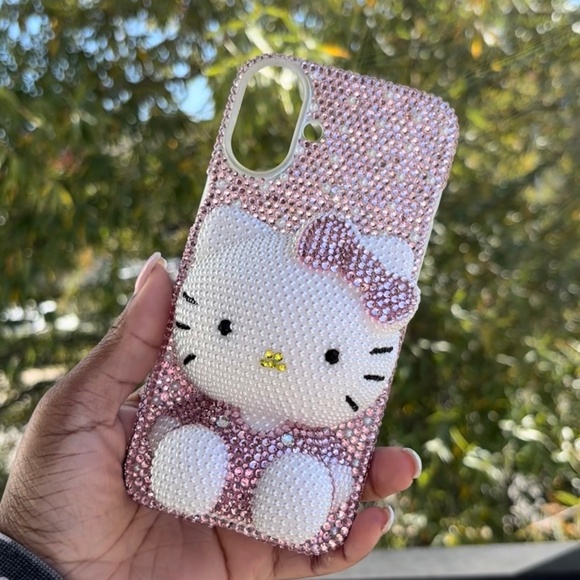 Accessories - Hello kitty Iphone case